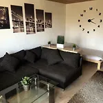 Lägenhet Work & Mit Balkon Kerpen (North Rhine-Westphalia)